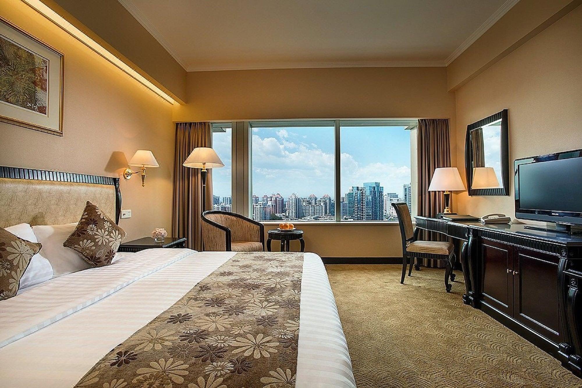 Celebrity International Grand Hotel Пекин Экстерьер фото