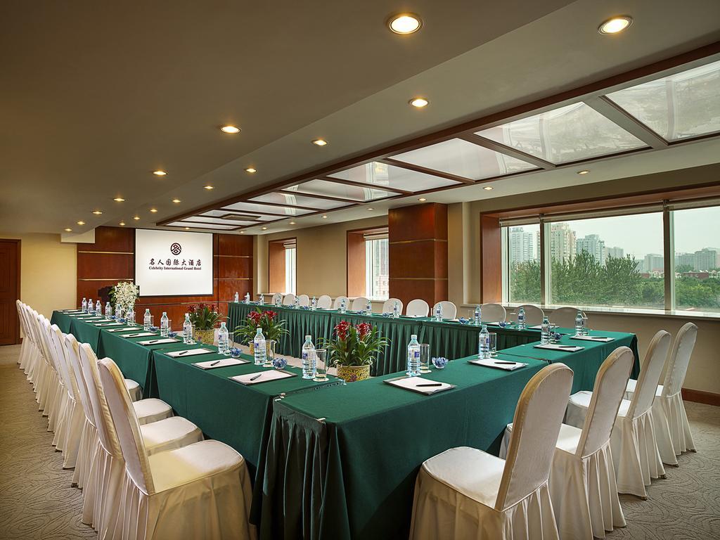 Celebrity International Grand Hotel Пекин Экстерьер фото