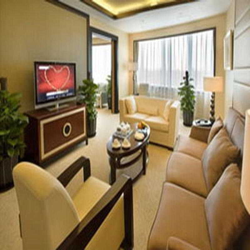 Celebrity International Grand Hotel Пекин Экстерьер фото
