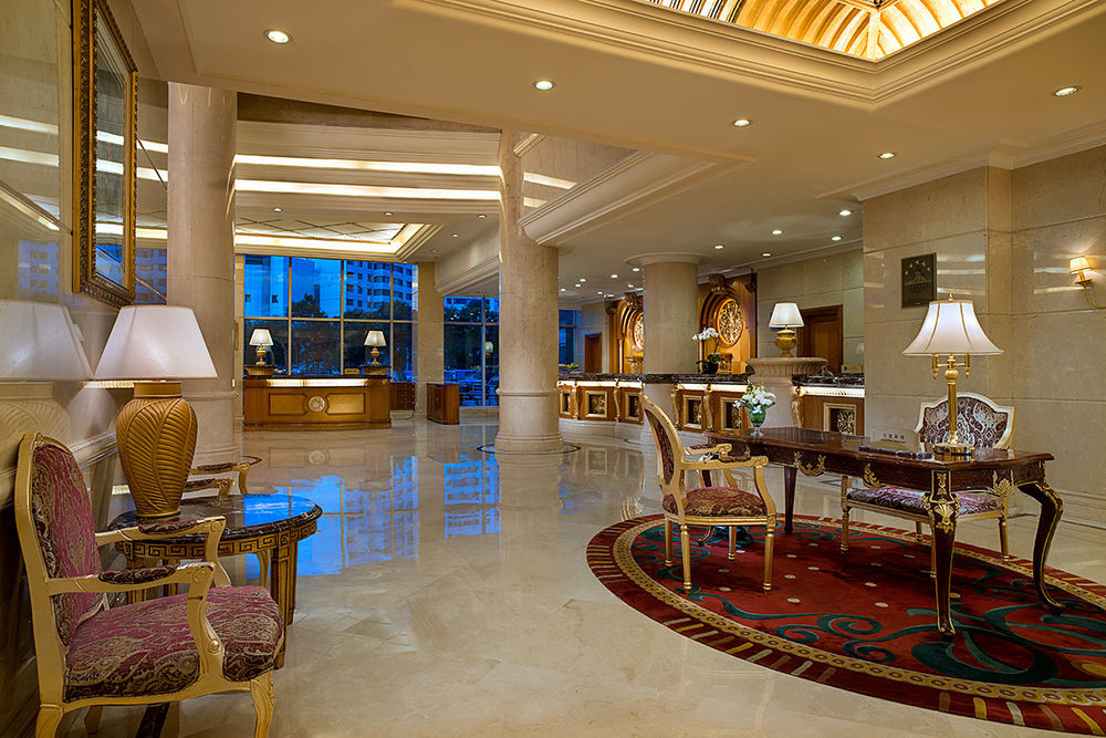 Celebrity International Grand Hotel Пекин Экстерьер фото